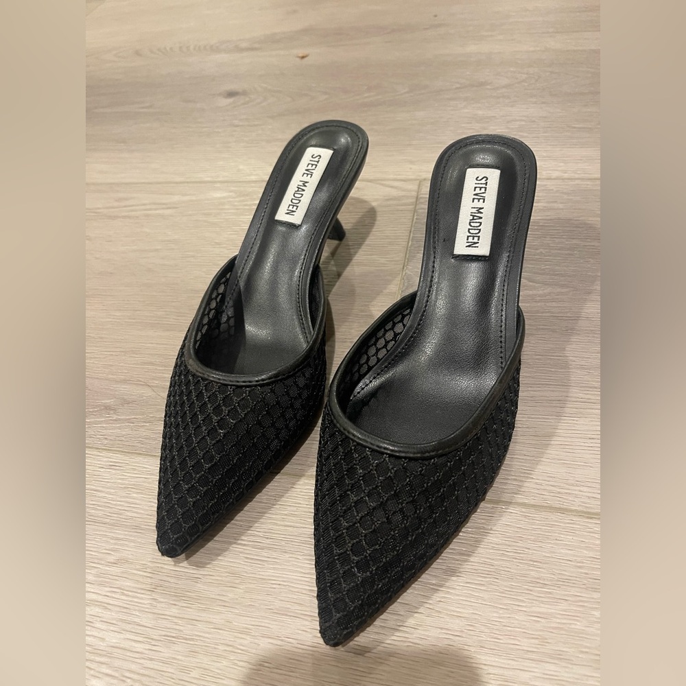 Steve Madden Black Textured Mules